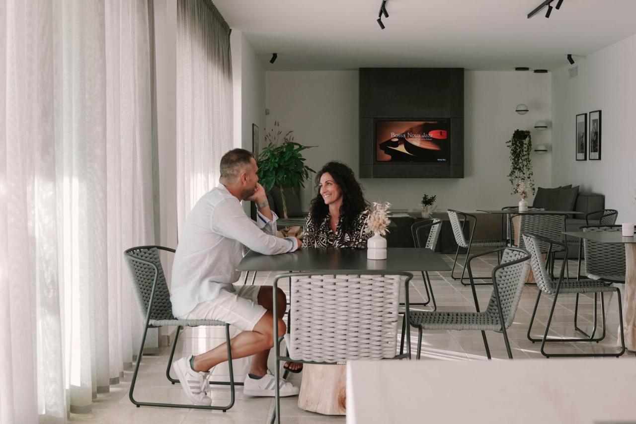 Essenza Relais Contemporaneo Acomodação com café da manhã Cisternino Exterior foto