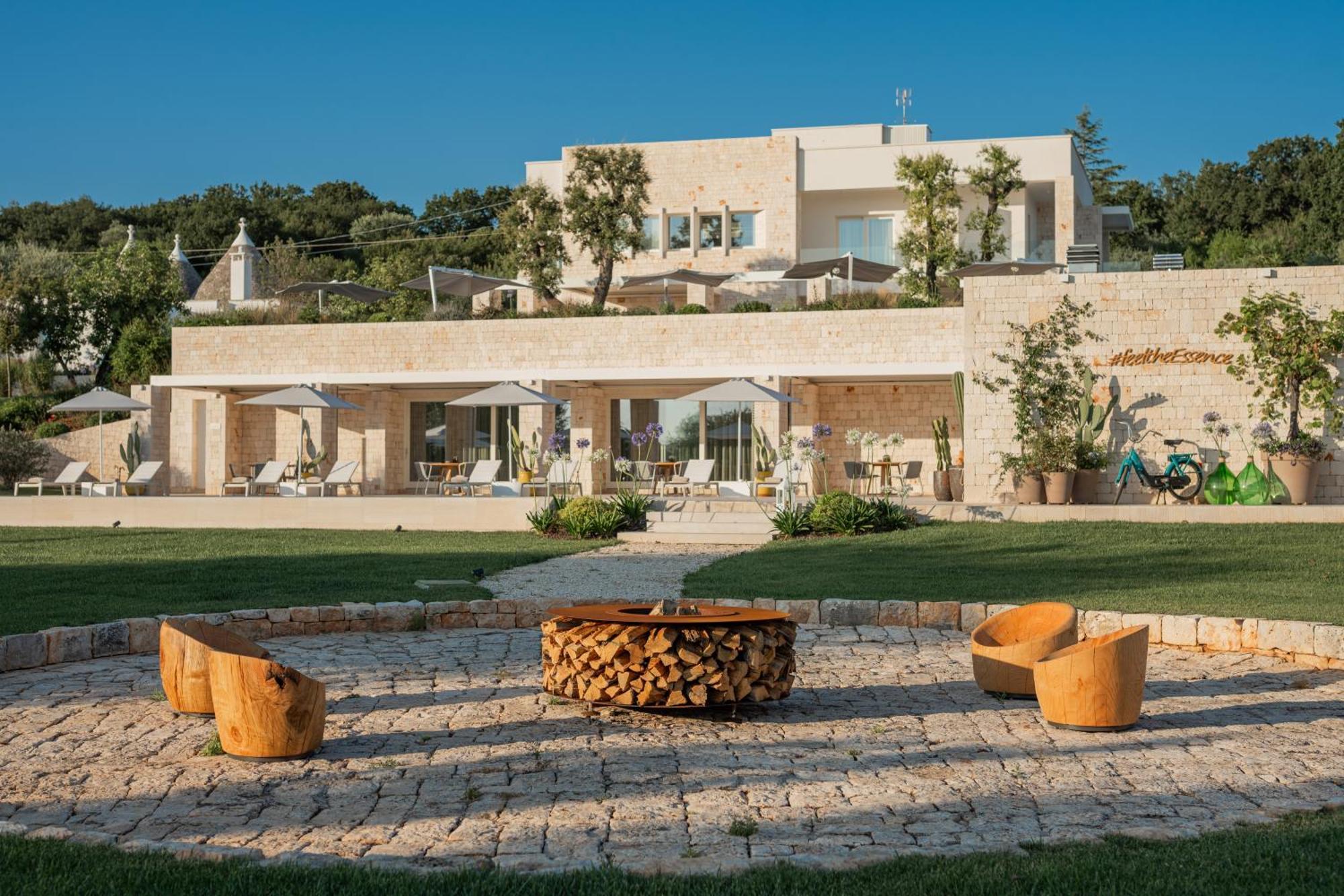 Essenza Relais Contemporaneo Acomodação com café da manhã Cisternino Exterior foto